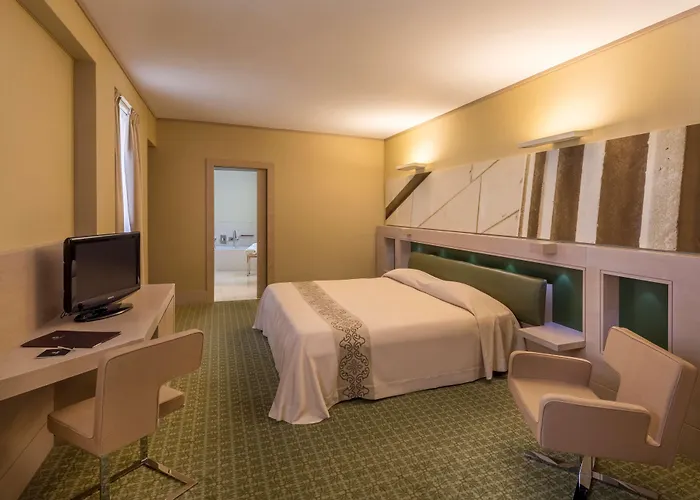 Tivoli Palazzo 1880 Lecce Hotel Szálloda