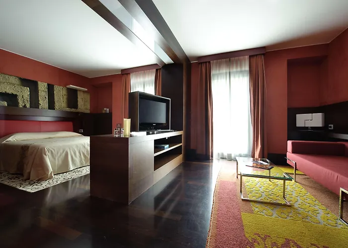 Tivoli Palazzo 1880 Lecce Hotel